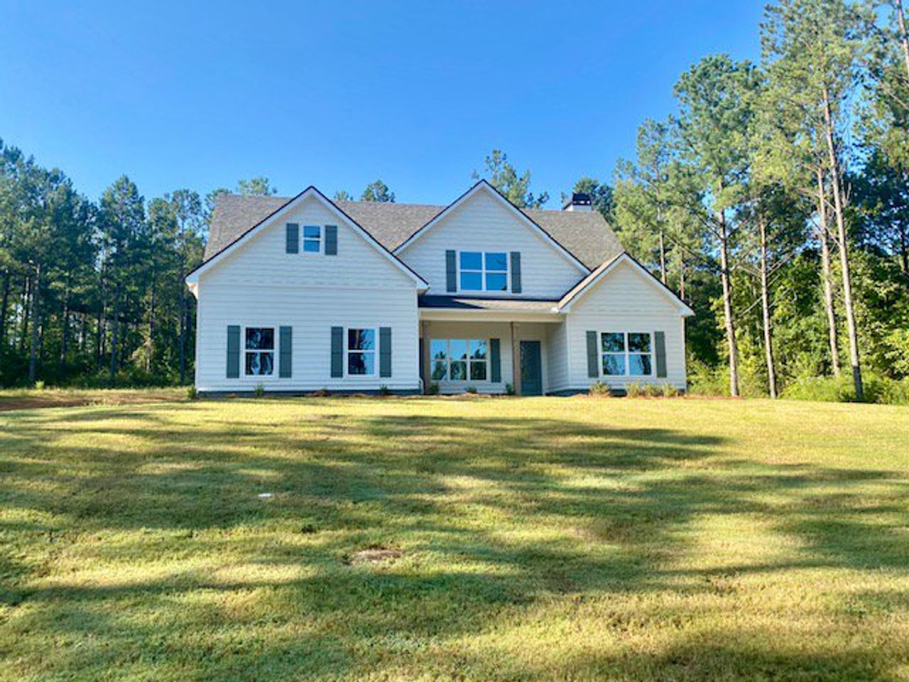 Front exterior of a home in the Dove Creek community, located in LaGrange, GA (Image 2). Front exterior of a home in the Dove Creek community, located in LaGrange, GA (Image 2).