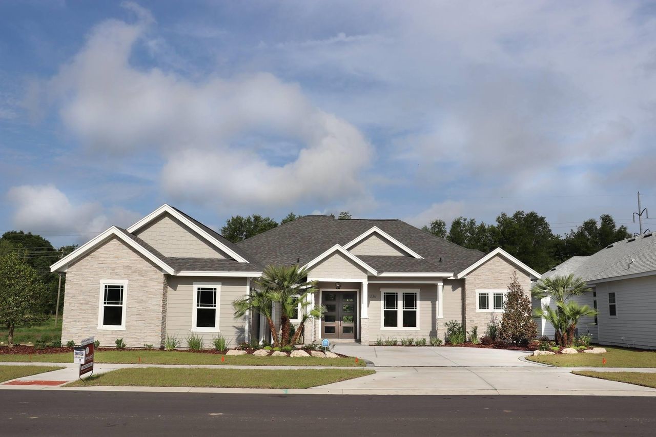 A showcase of a new construction home by Spain & Cooper Homes, highlighting their design and quality (Image 2).