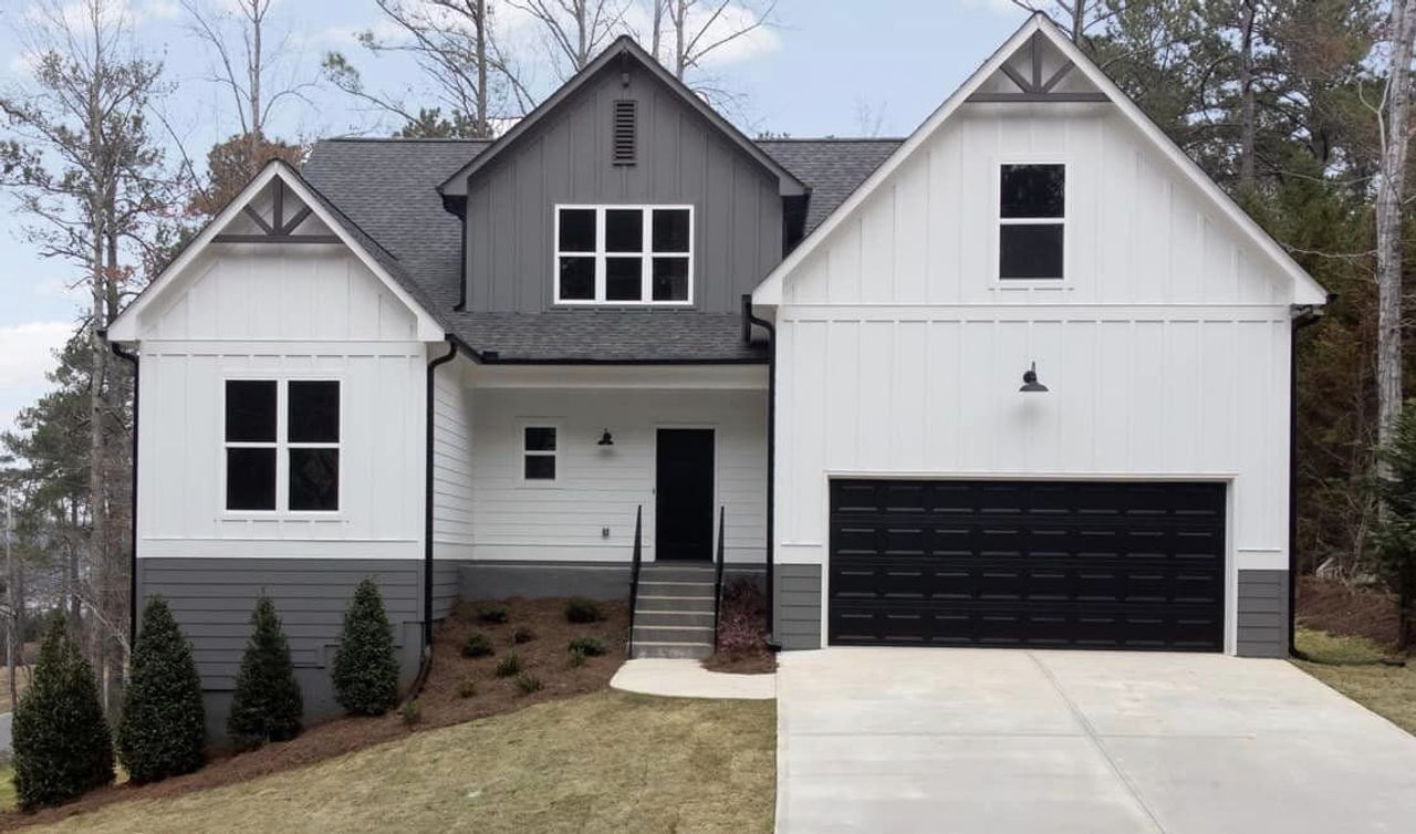 Front exterior of a home in the Fairfield Plantation community, located in Villa Rica, GA (Image 2).