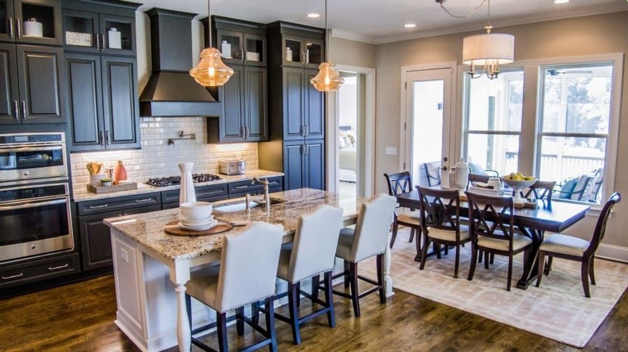 Image 2 of the Autumn Wood community in Apex, NC.