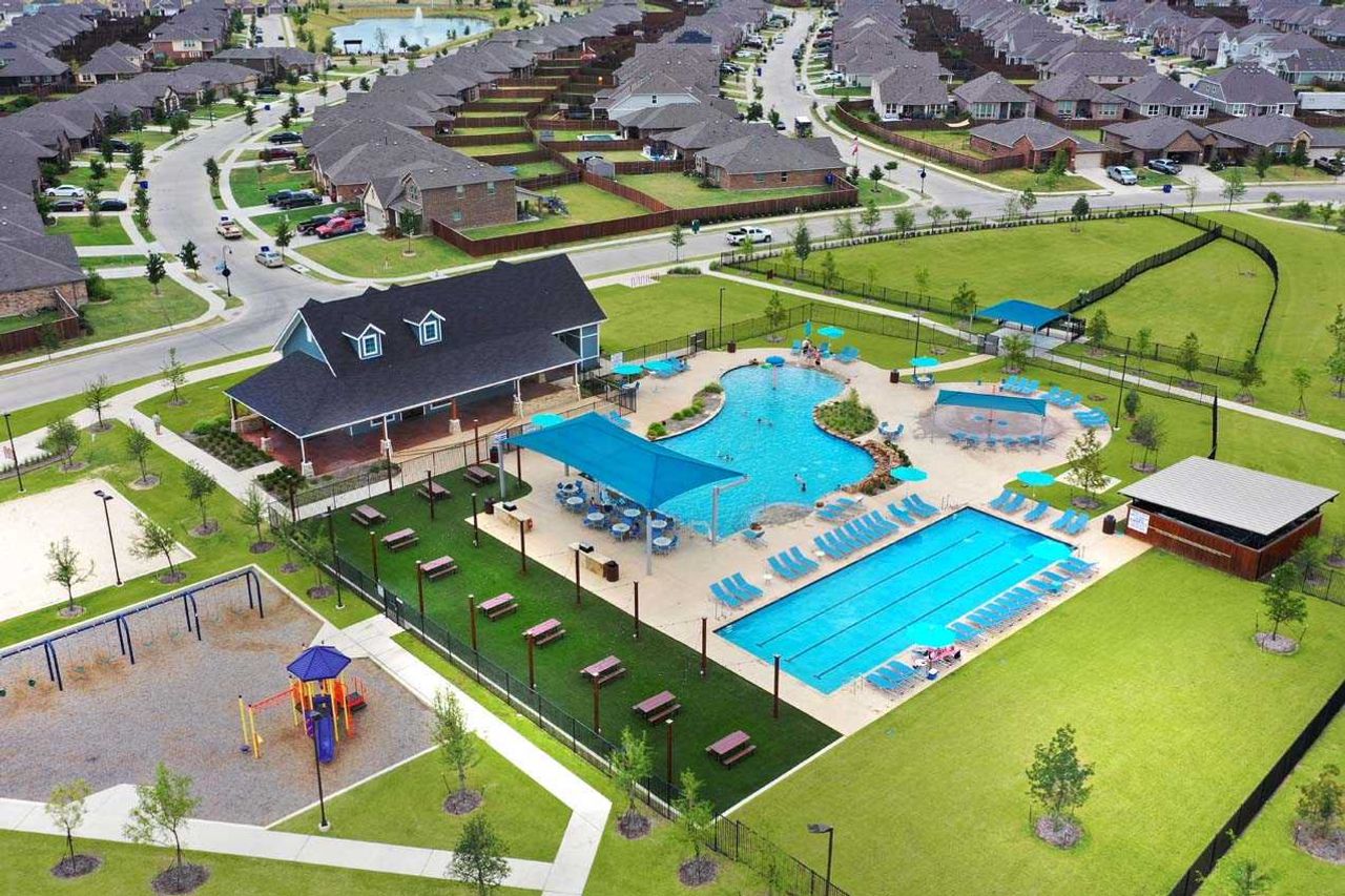 Community amenity available to residents of Waterscape in Royse City (Image 2).