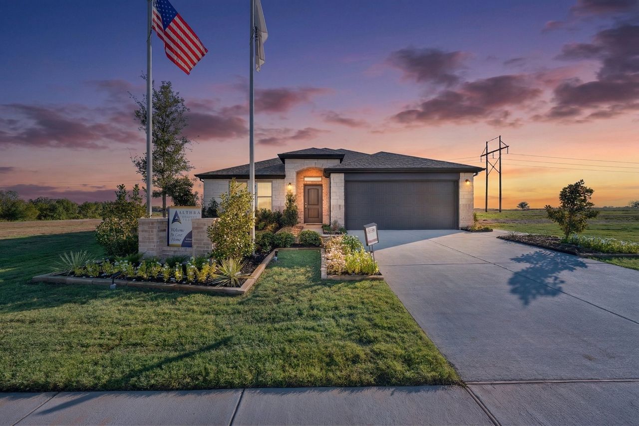Front exterior of a home in the Stonecreek community, located in Sulphur Springs, TX (Image 2).