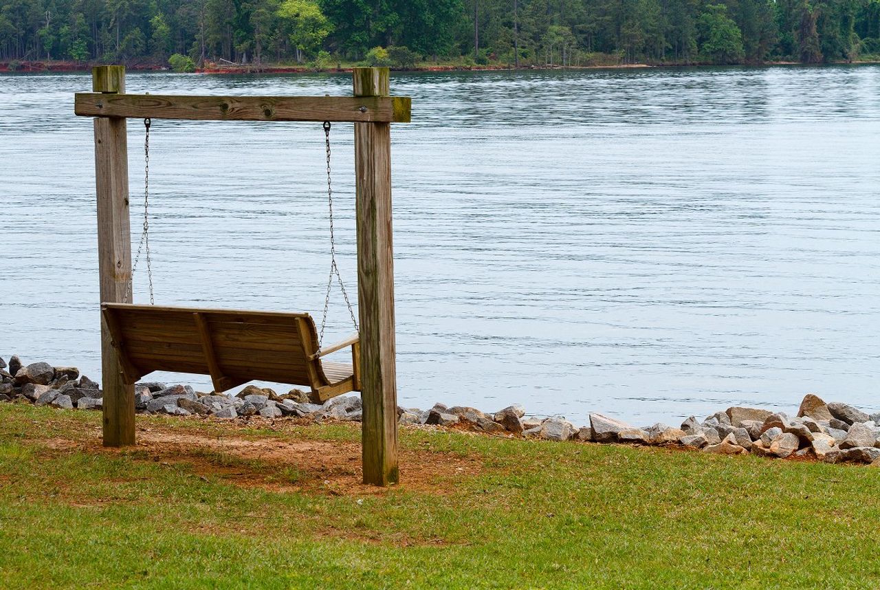 SC Columbia Lake Murray Wooden Swing