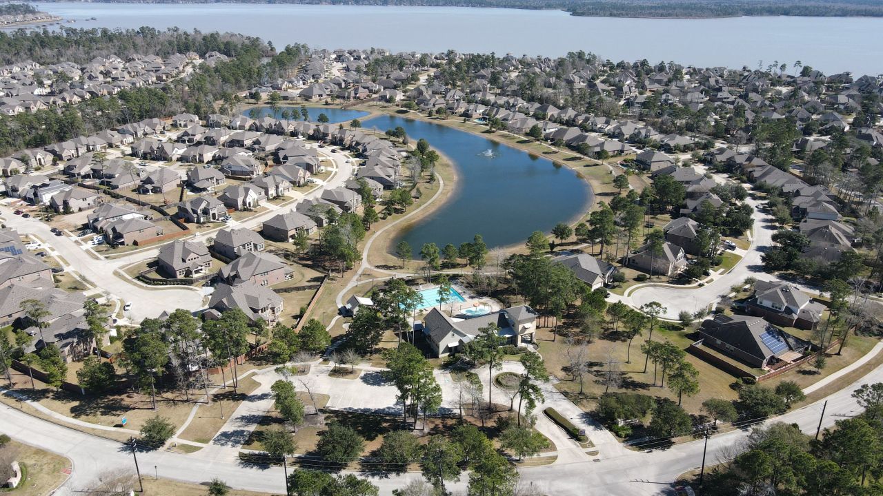 Image 2 of the Waters Edge on Lake Houston community in Humble, TX. Image 2 of the Waters Edge on Lake Houston community in Humble, TX.