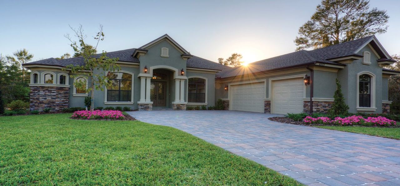 Front exterior of a home in the Case Reserve community, located in Lakeland, FL (Image 2).