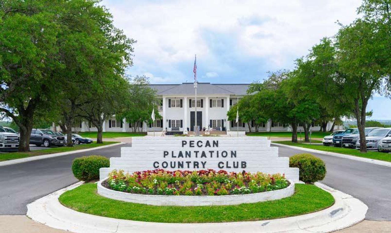 Image 2 of the Pecan Plantation community in Granbury, TX. Image 2 of the Pecan Plantation community in Granbury, TX.
