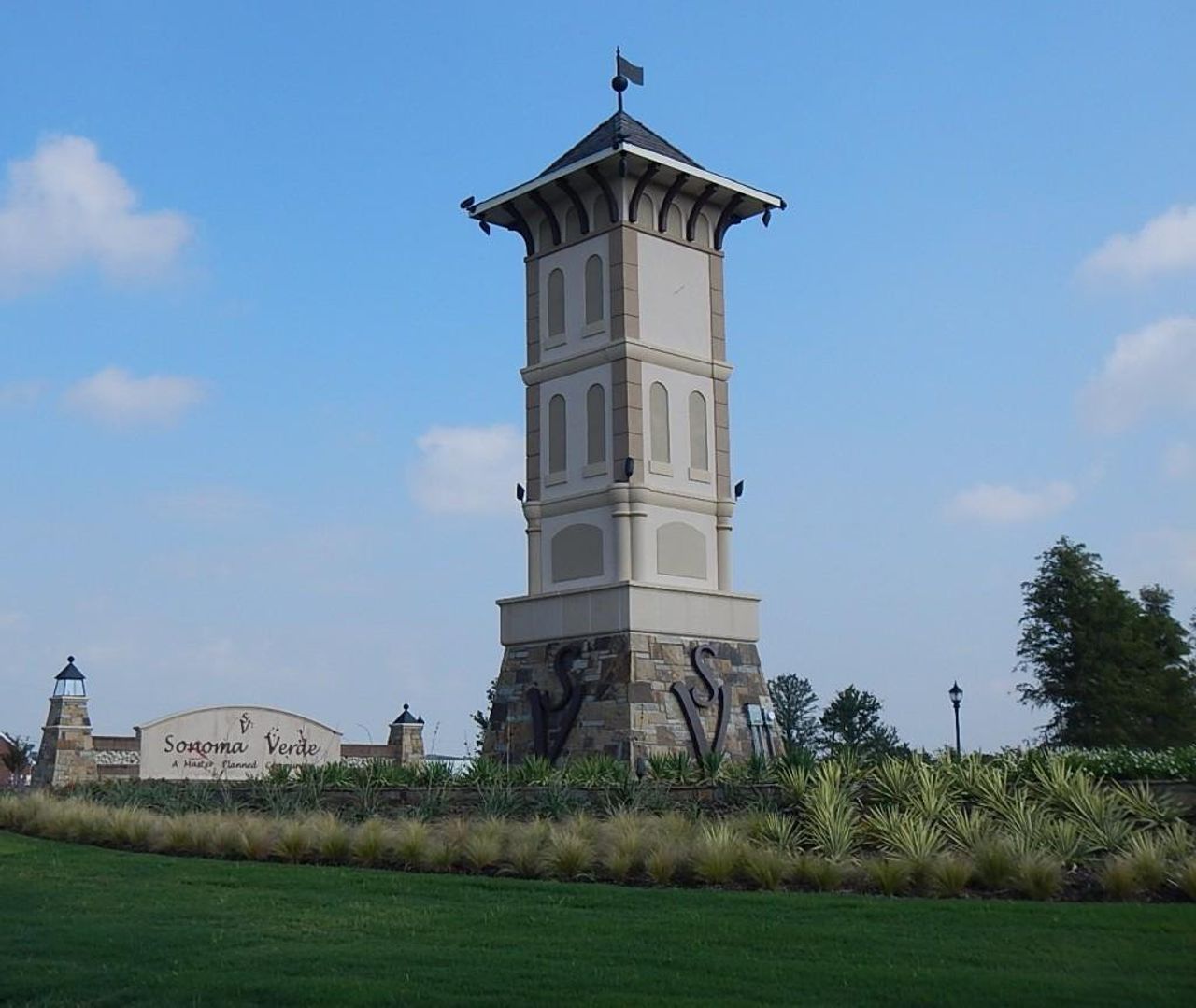 Entrance to the Sonoma Verde community in Rockwall, TX, featuring signage and landscaping (Image 2).