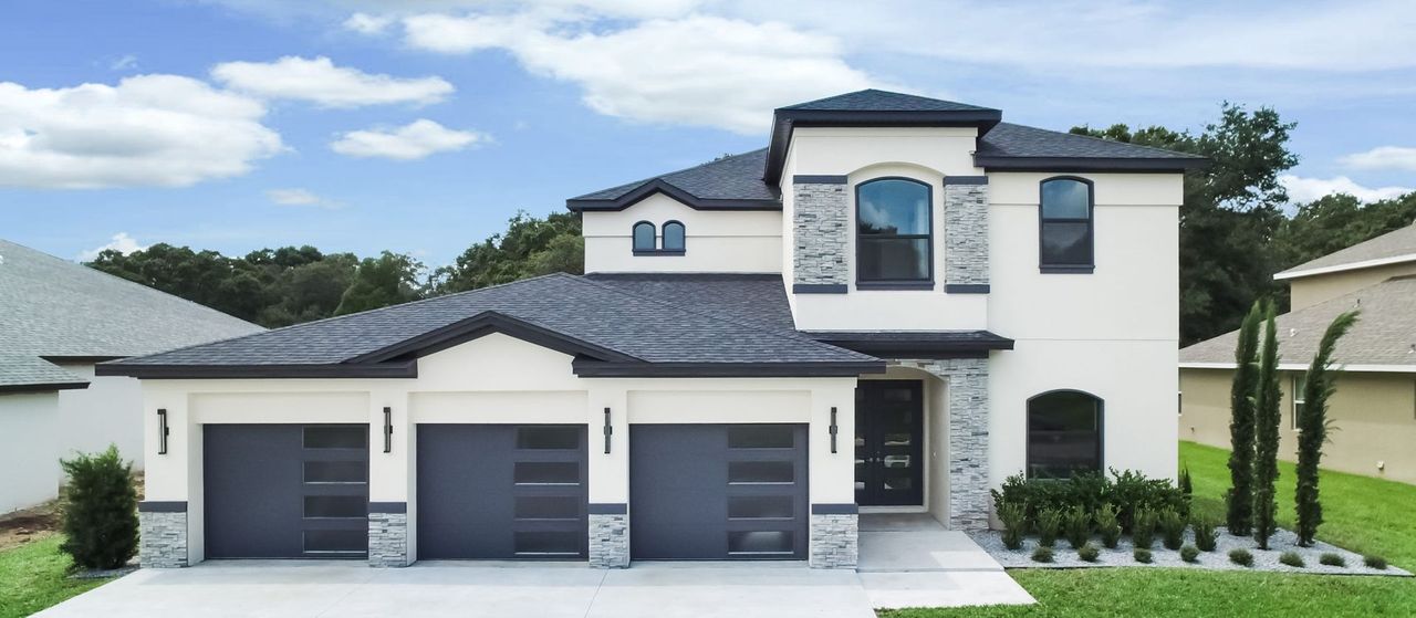 Image 2 of the Arbor Reserve community in Valrico, FL.