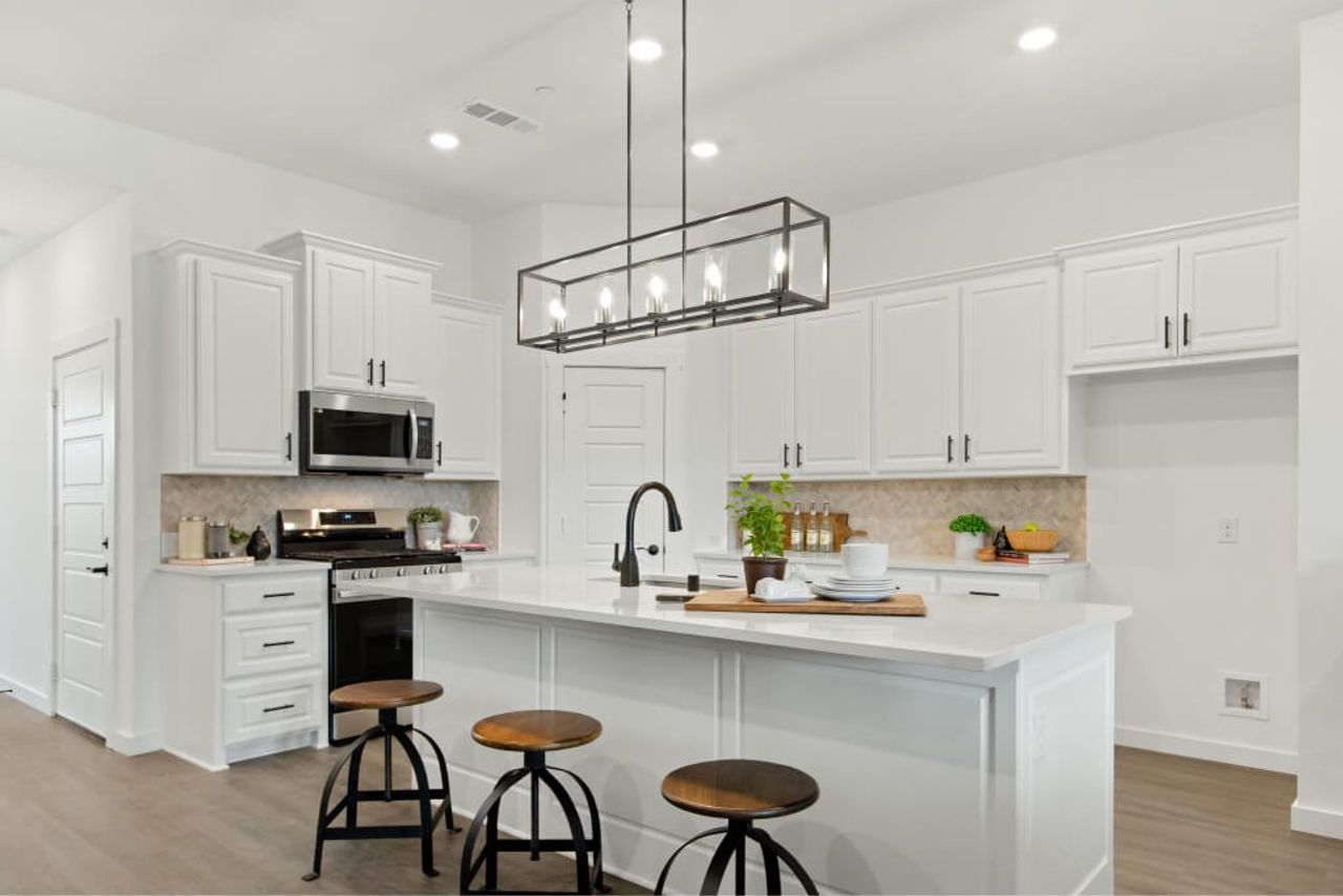 Representative furnished interior of a home built from the Dublin by Grenadier Homes in Woodbridge Villas, Wylie (Image 2).