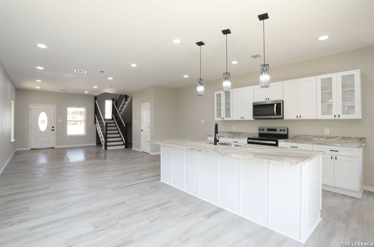 Furnished interior view inside a new home in , Canyon Lake (Image 2).