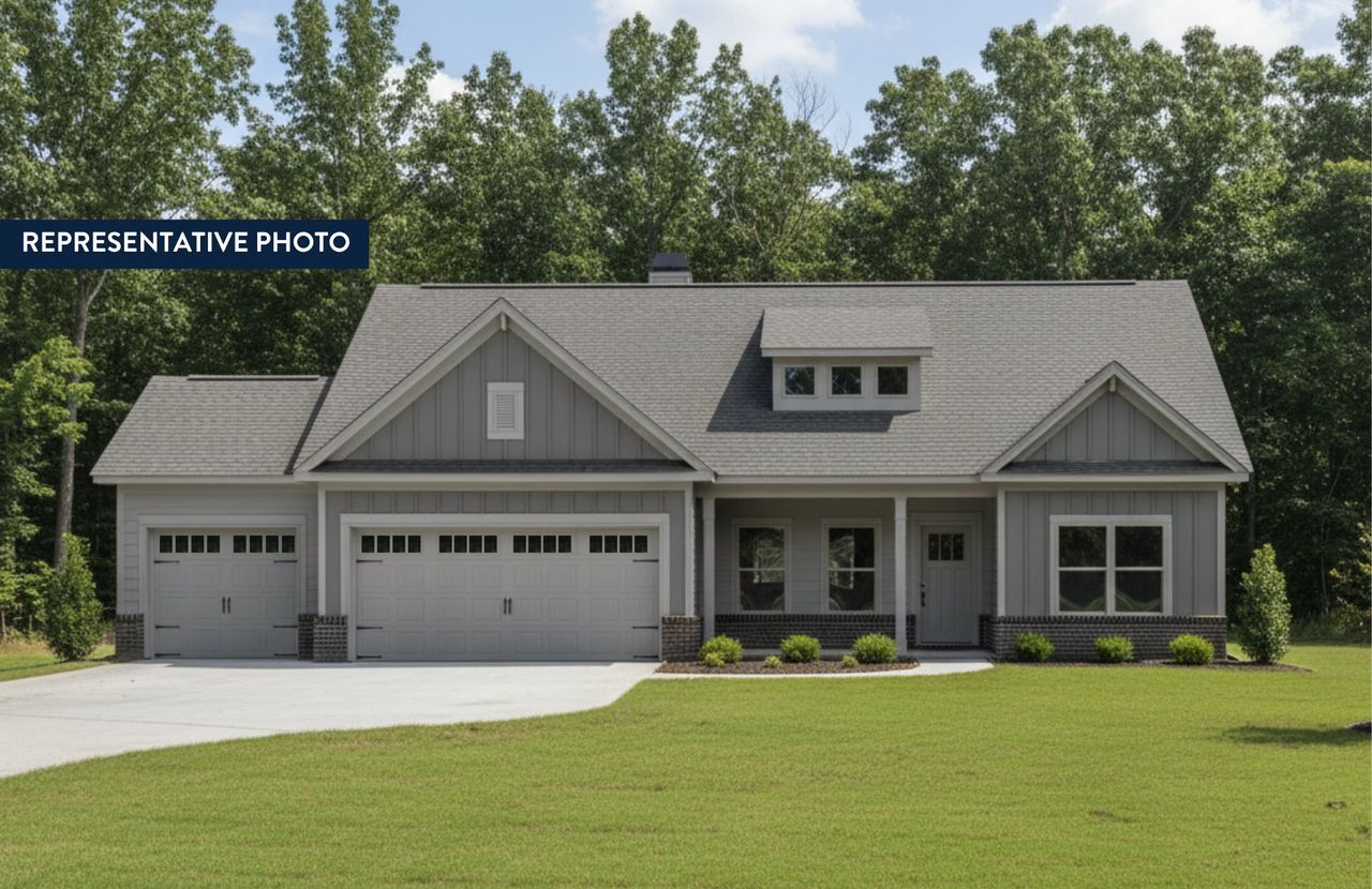 Image 2 of a home in Weslyn Park.