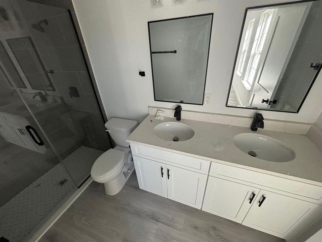 Furnished interior view inside a new home in , Ocala (Image 2).