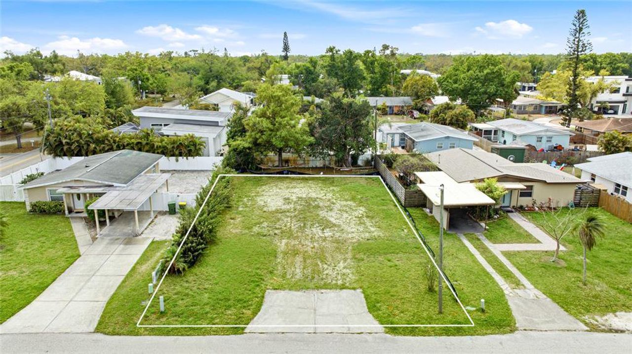 Image 2 of a home in . Image 2 of a home in .