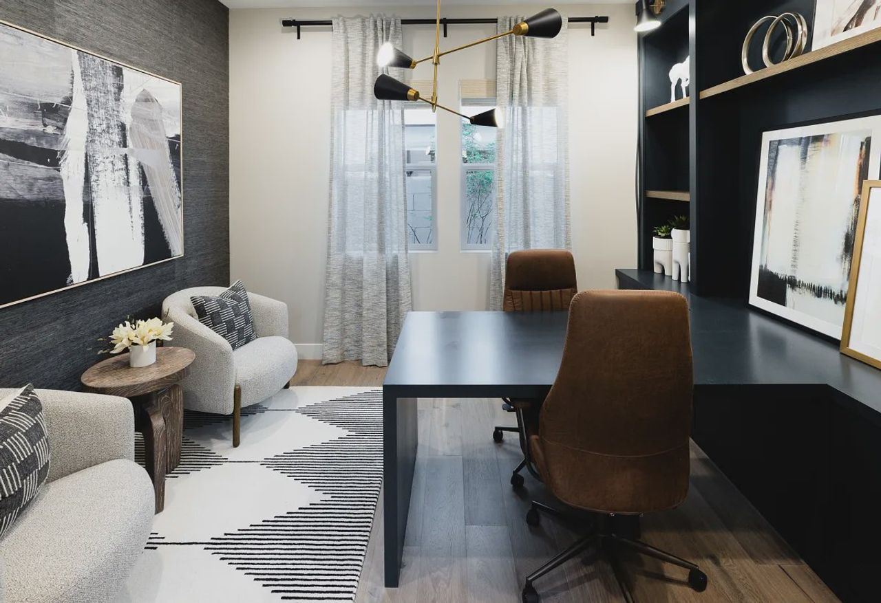 5014 Model Office - 2 of 4