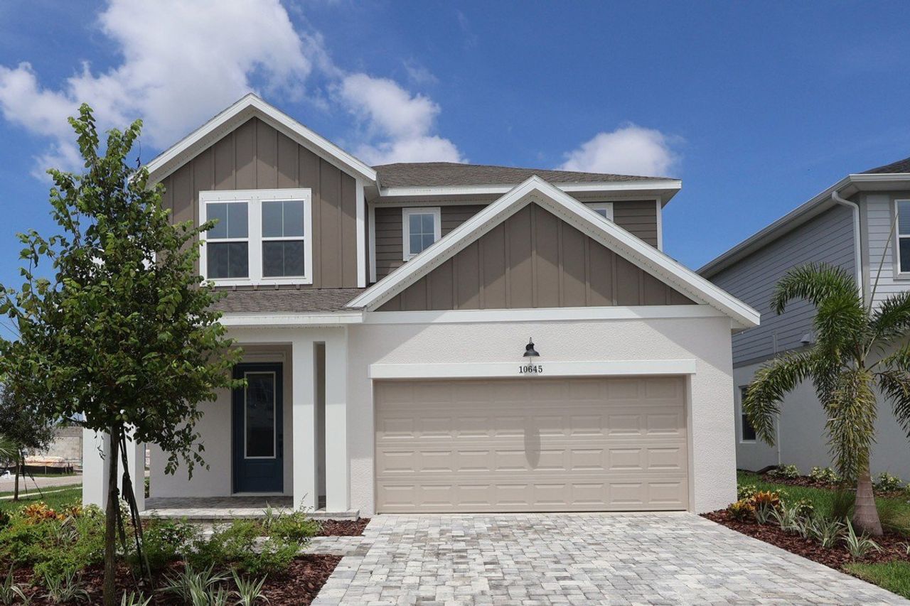 The Zander - B Exterior