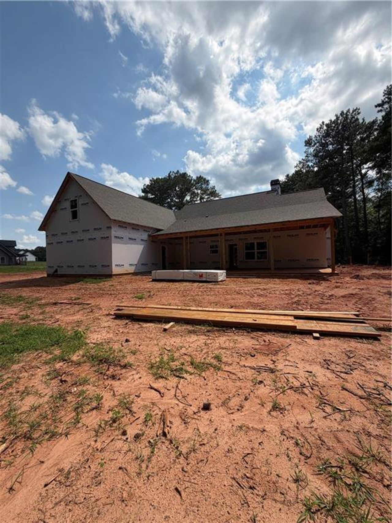 Image 2 of a home in . Image 2 of a home in .