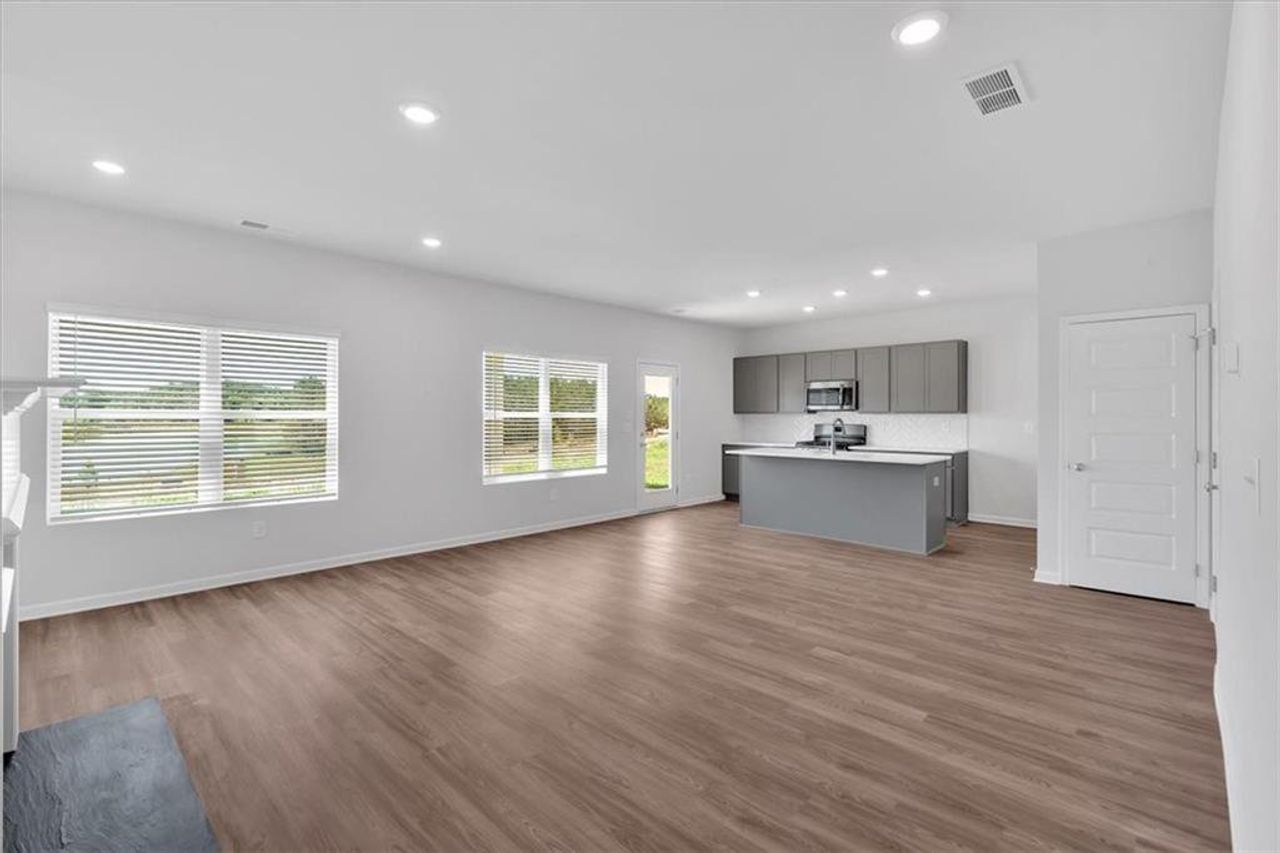 Spacious, unfurnished interior of a new home in , Rockmart (Image 2).