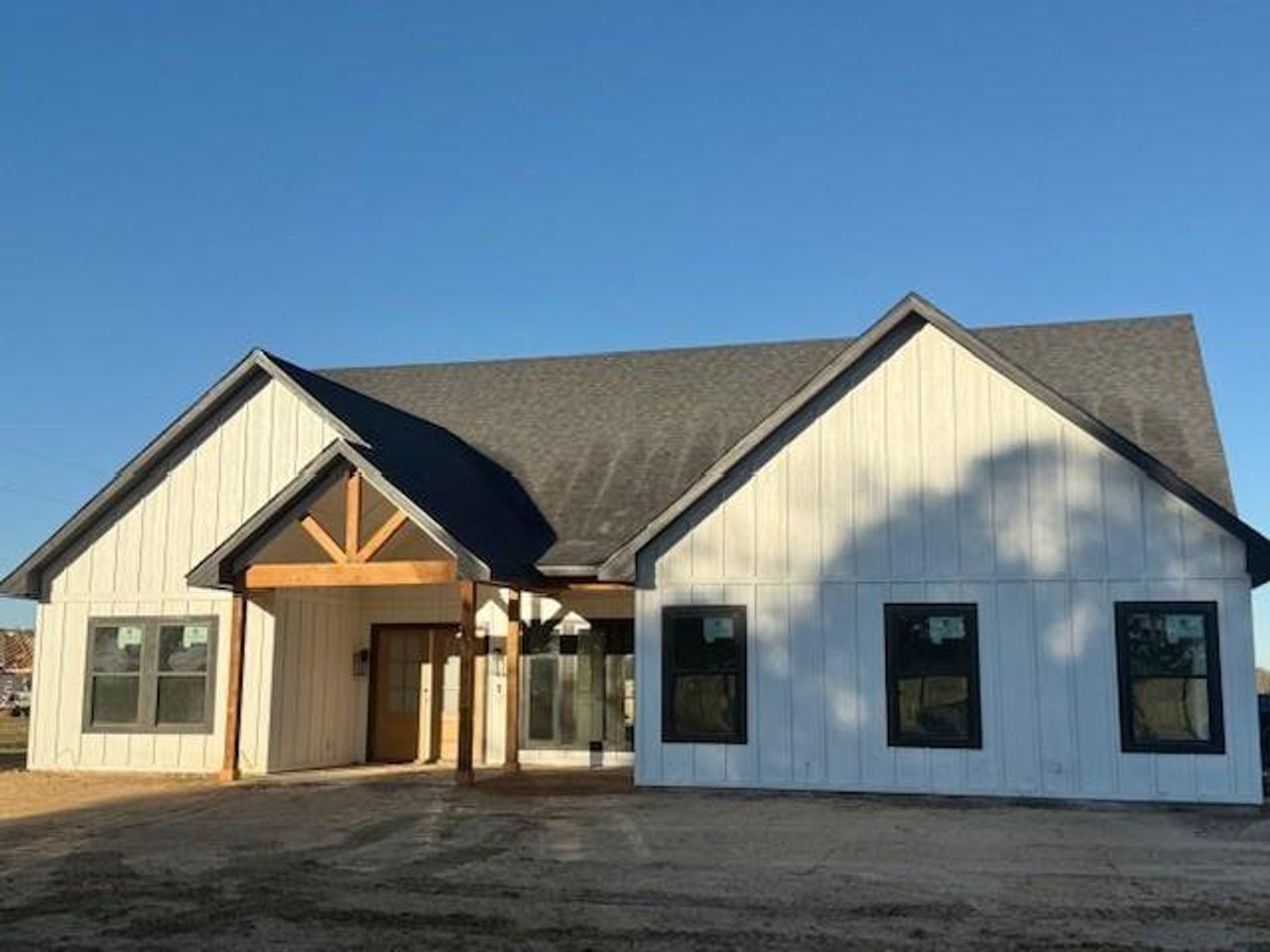 Image 2 of a home in .