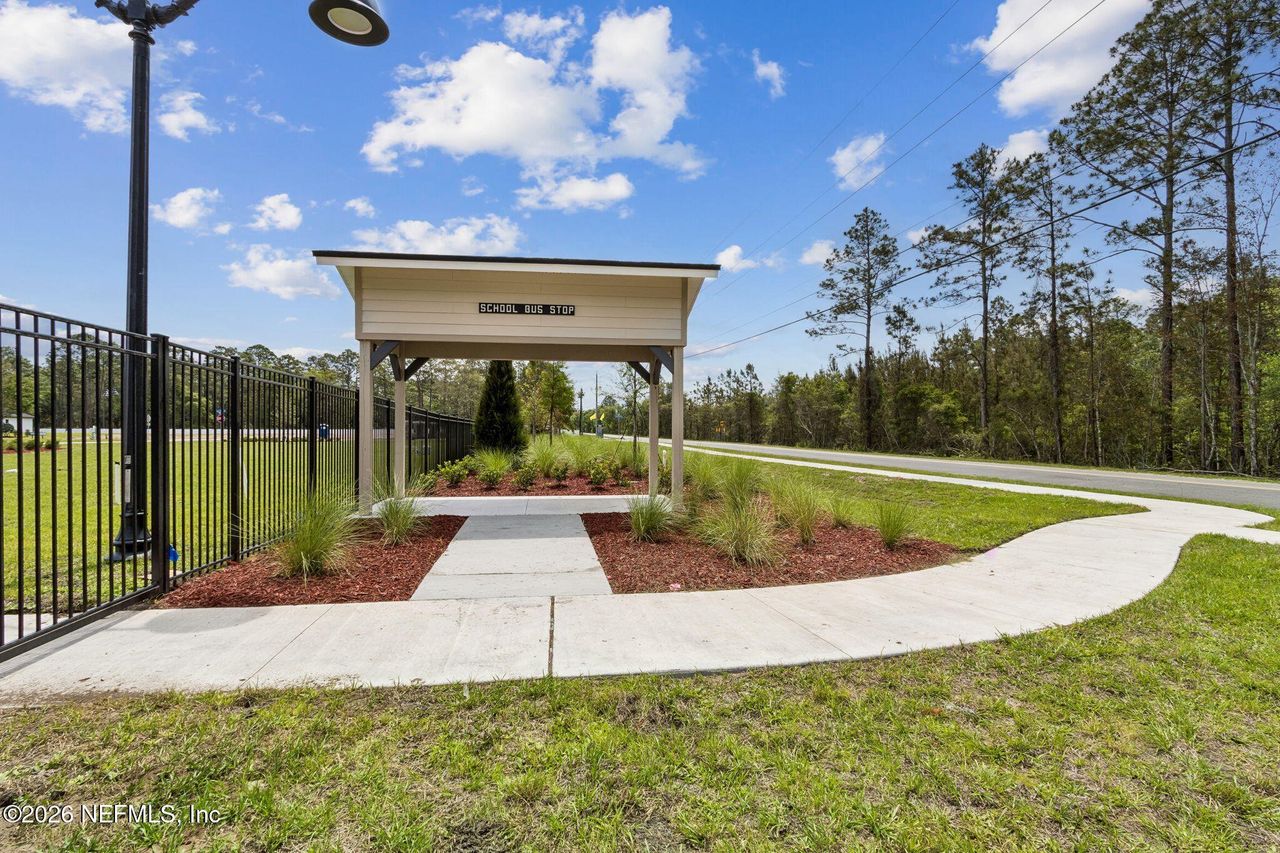 Community amenities in , Yulee (Image 2).