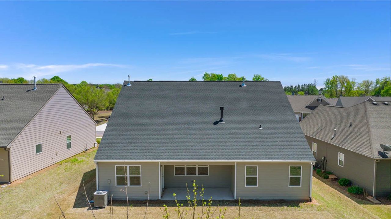 Representative exterior details of a home built from the Cairn by D.R. Horton in Preserve at Dove Creek, Statham (Image 2).