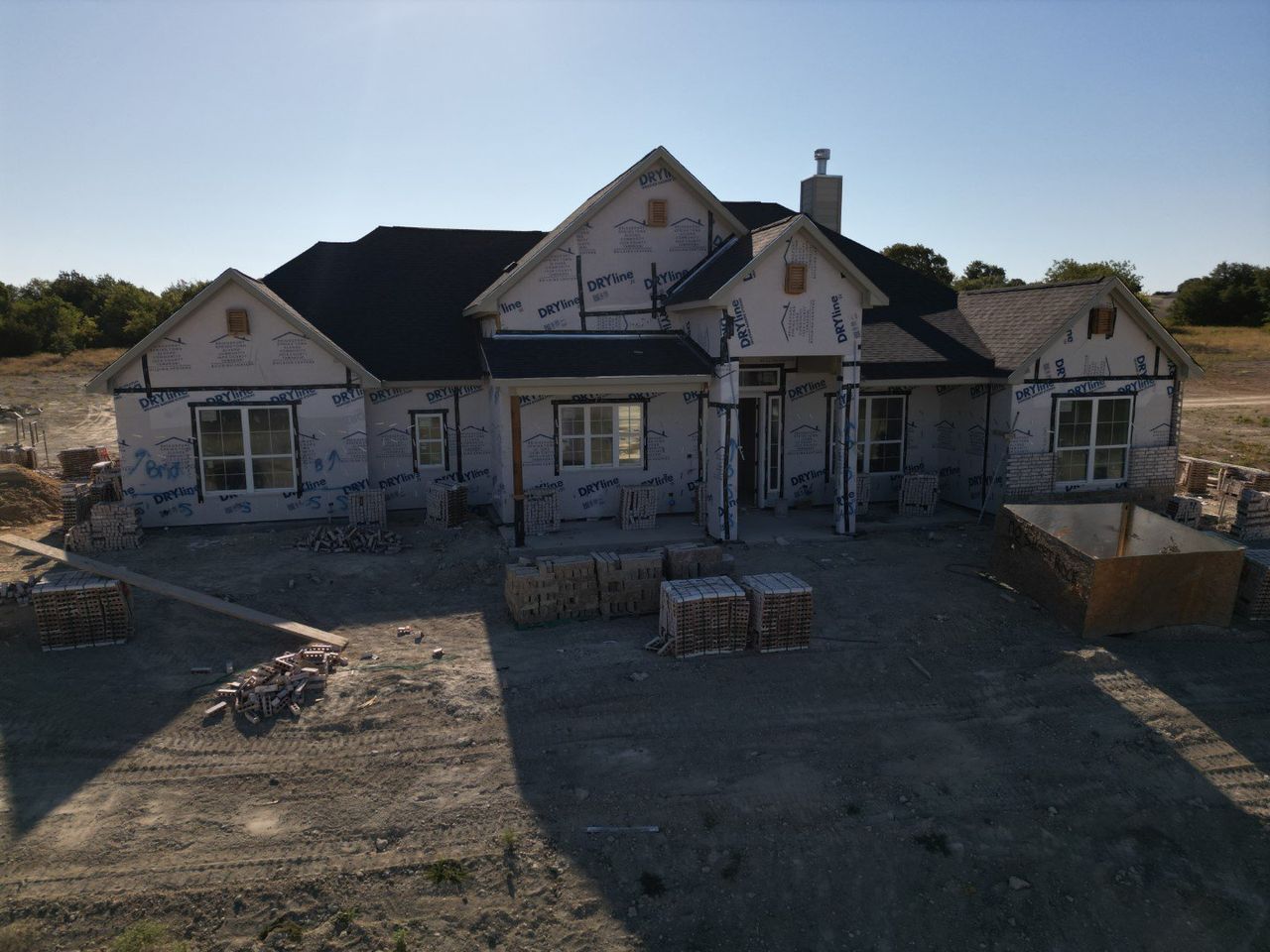 Image 2 of a home in Vintage Oaks.