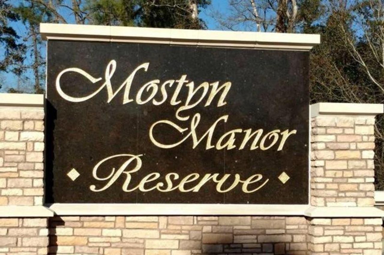 Image 2 of a home in Mostyn Manor Reserve.