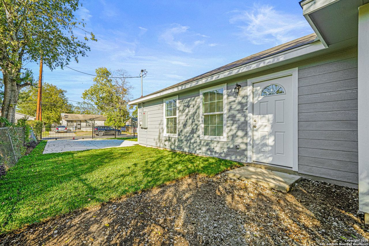 Exterior details and patio area of a home in , San Antonio (Image 2).