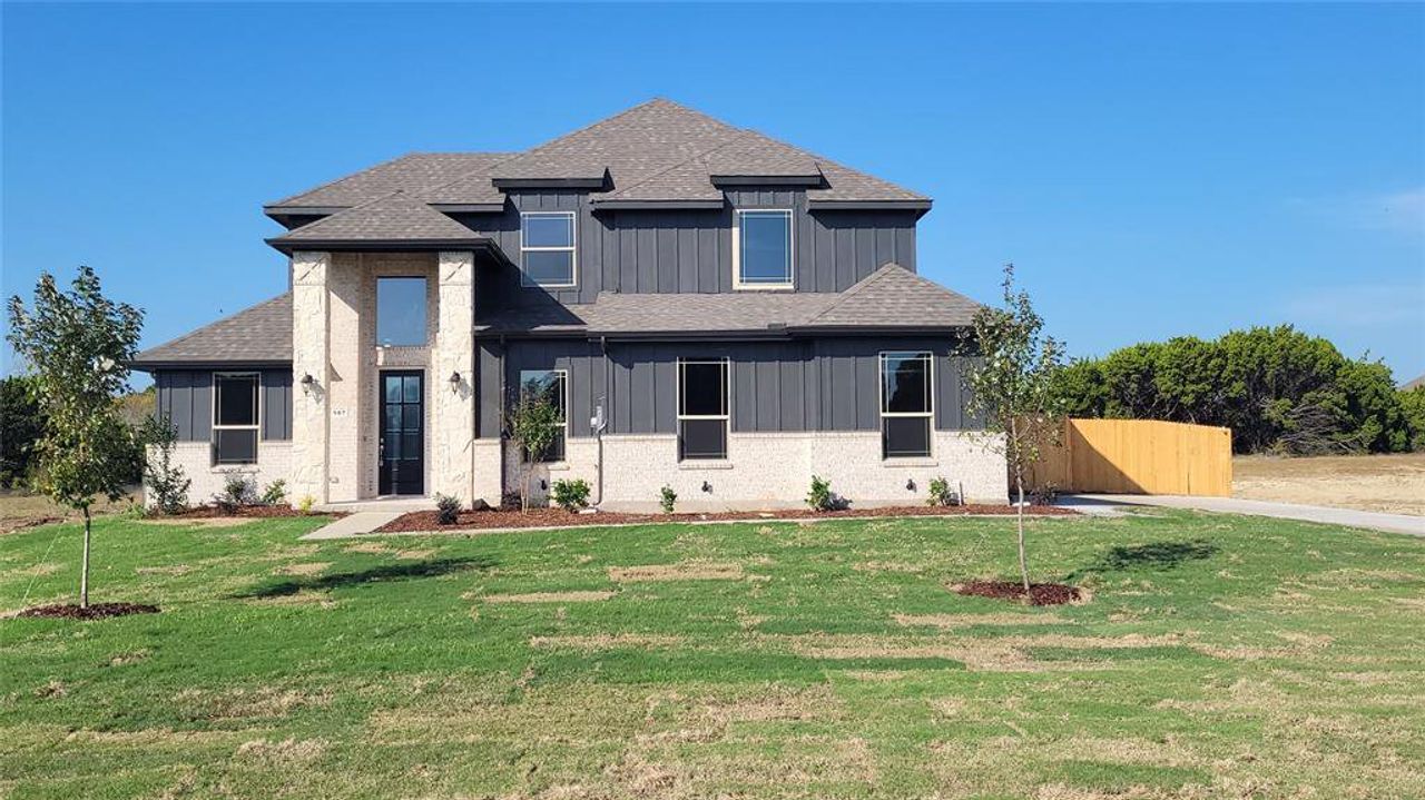 Image 2 of a home in Ten Mile Creek Estates.