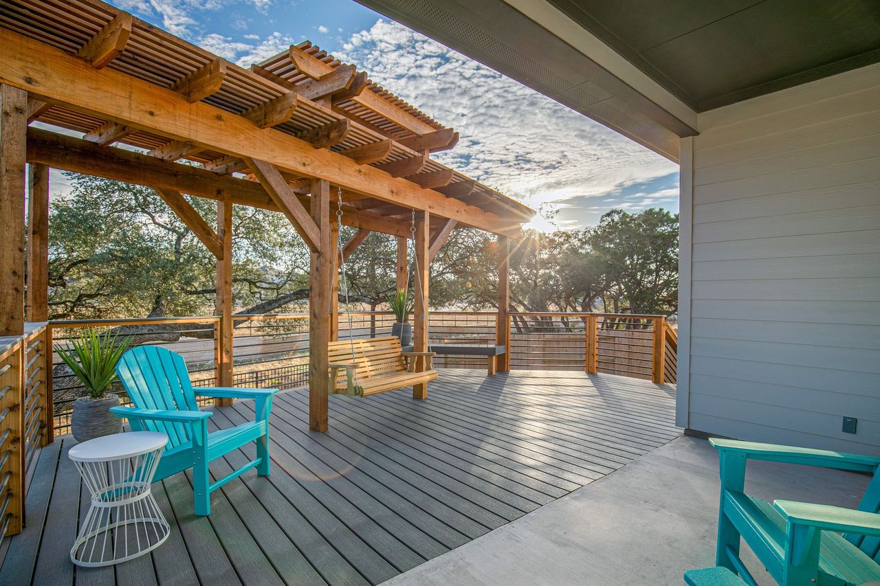 Representative exterior details of a home built from the Lincoln by Chesmar Homes in Stillwater Ranch, San Antonio (Image 2). Representative exterior details of a home built from the Lincoln by Chesmar Homes in Stillwater Ranch, San Antonio (Image 2).