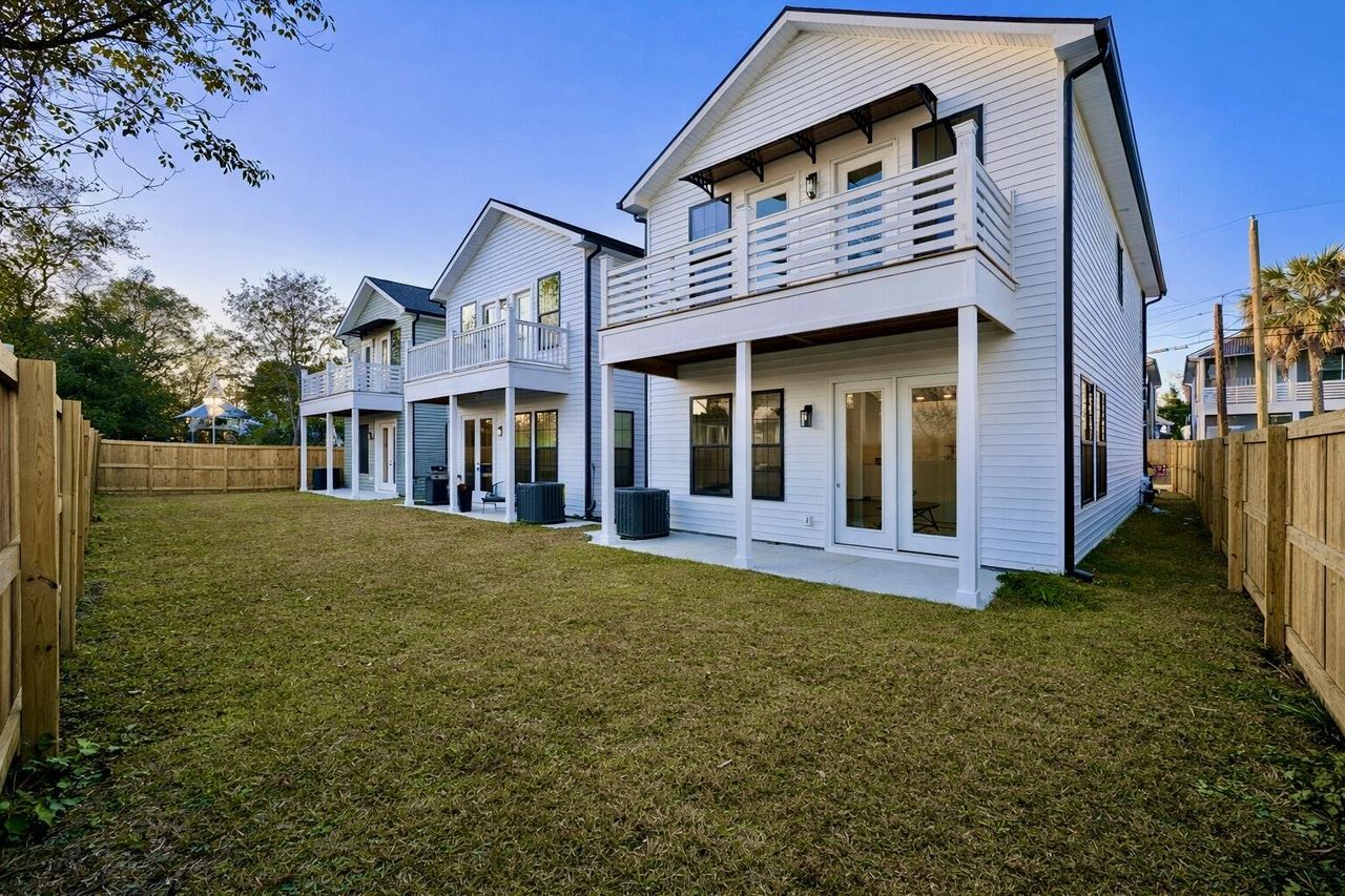Exterior details and patio area of a home in , North Charleston (Image 2).
