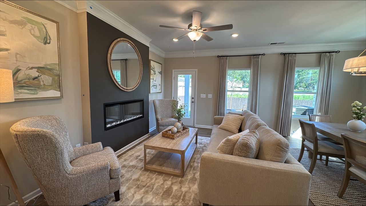 The Suwanee - Family Room