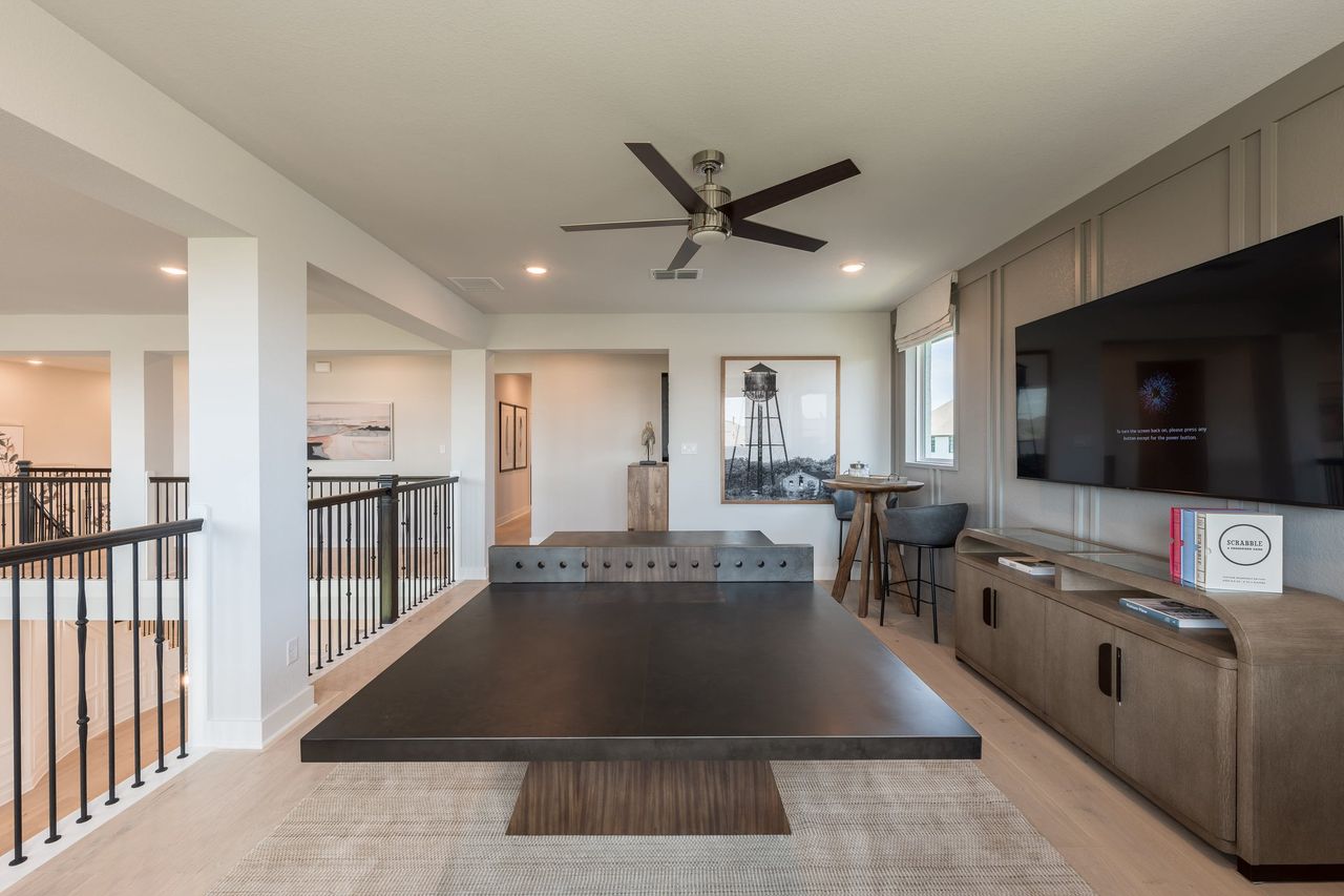 Representative furnished interior of a home built from the Oakley by Tri Pointe Homes in Pine Ridge at Sugarloaf Mountain, Minneola (Image 2).