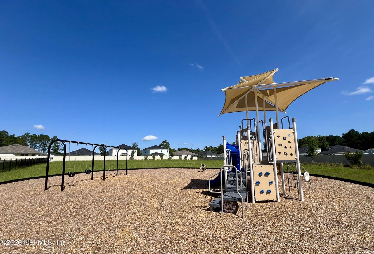 Community amenities in , Jacksonville (Image 2).