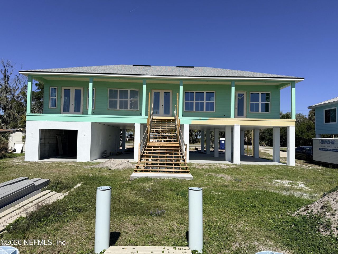 Exterior details and patio area of a home in , Jacksonville (Image 2).