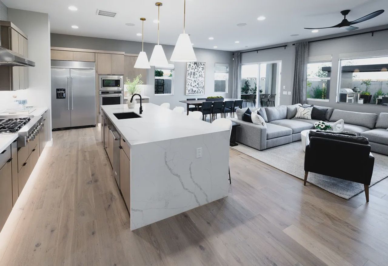 5014 Model Great Room - 2 of 4