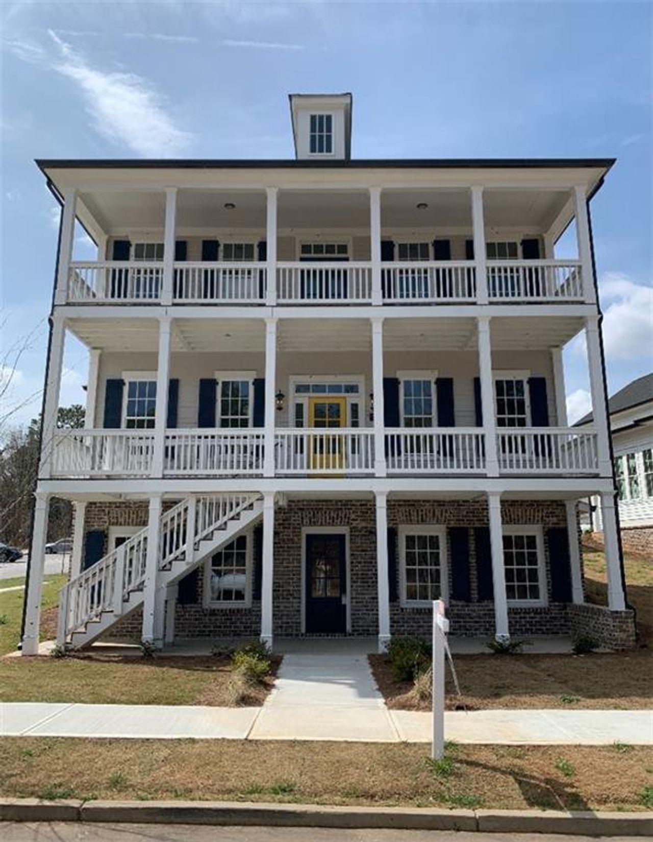 Image 2 of a home in .