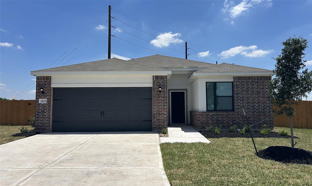 Front exterior of a new home in , Rosenberg, TX, highlighting curb appeal (Image 2).