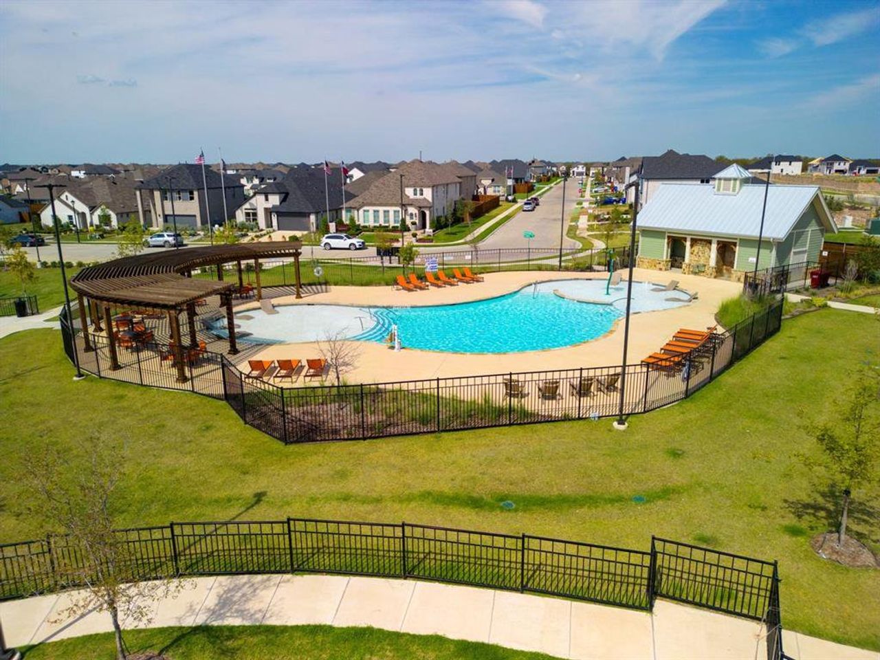 Community amenities in Creekside, Royse City (Image 2).