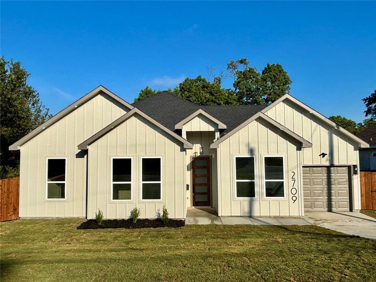 Front exterior of a new home in , Dallas, TX, highlighting curb appeal (Image 2). Front exterior of a new home in , Dallas, TX, highlighting curb appeal (Image 2).