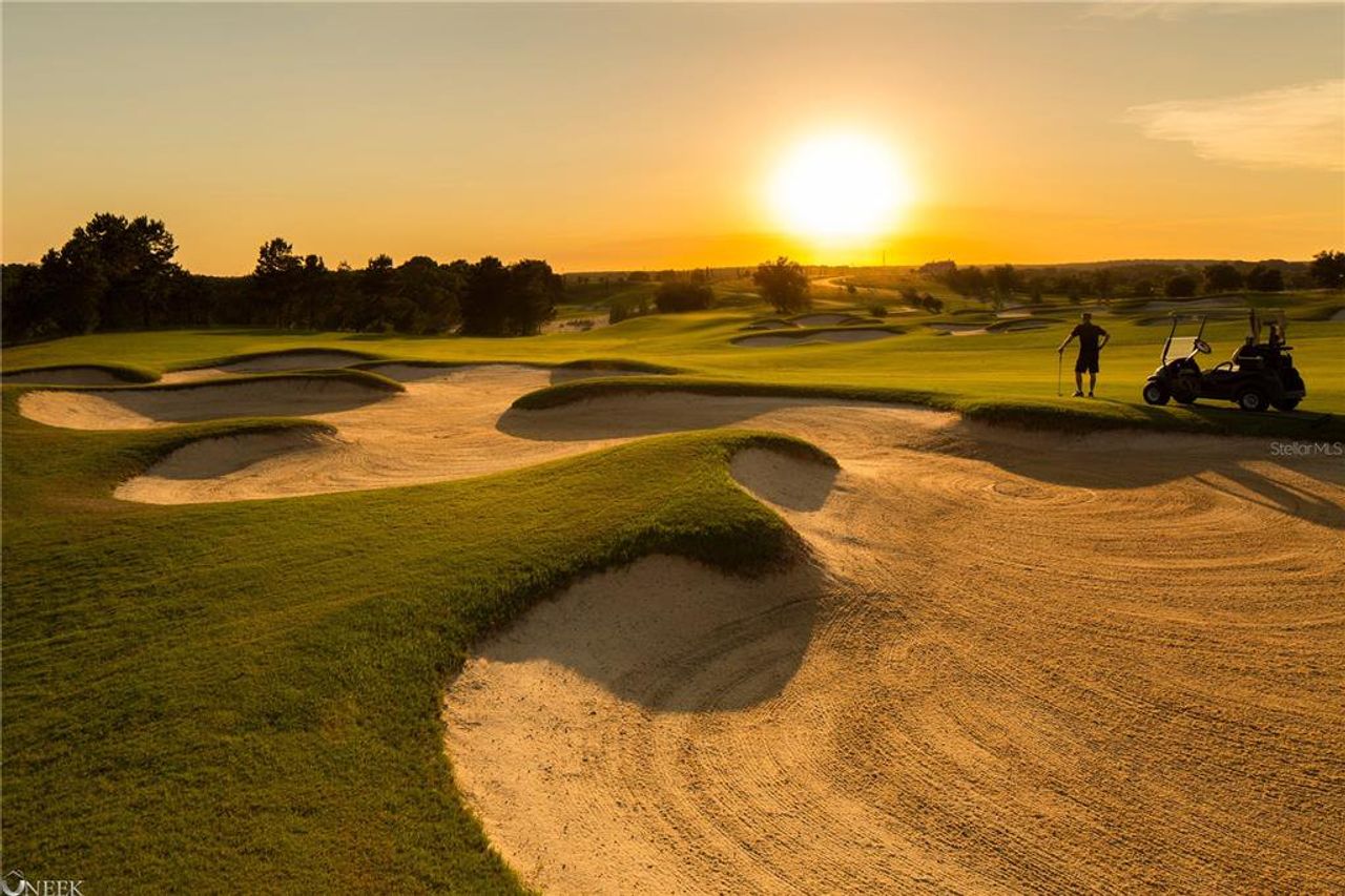 Natural landscape and outdoor views near in Montverde (Image 2). Natural landscape and outdoor views near in Montverde (Image 2).