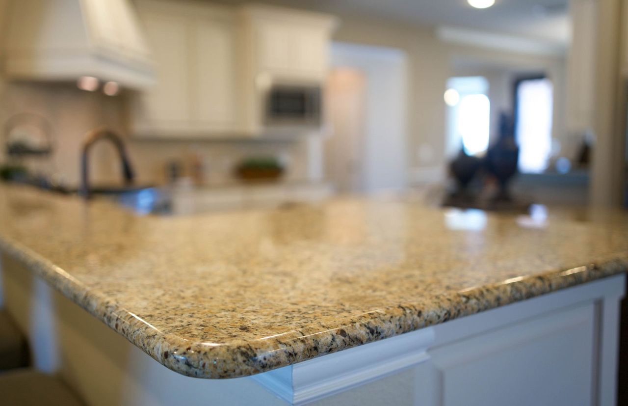 Representative interior finishes for a home built from the Northlake by Pulte Homes in Wellington, Fort Worth (Image 2).