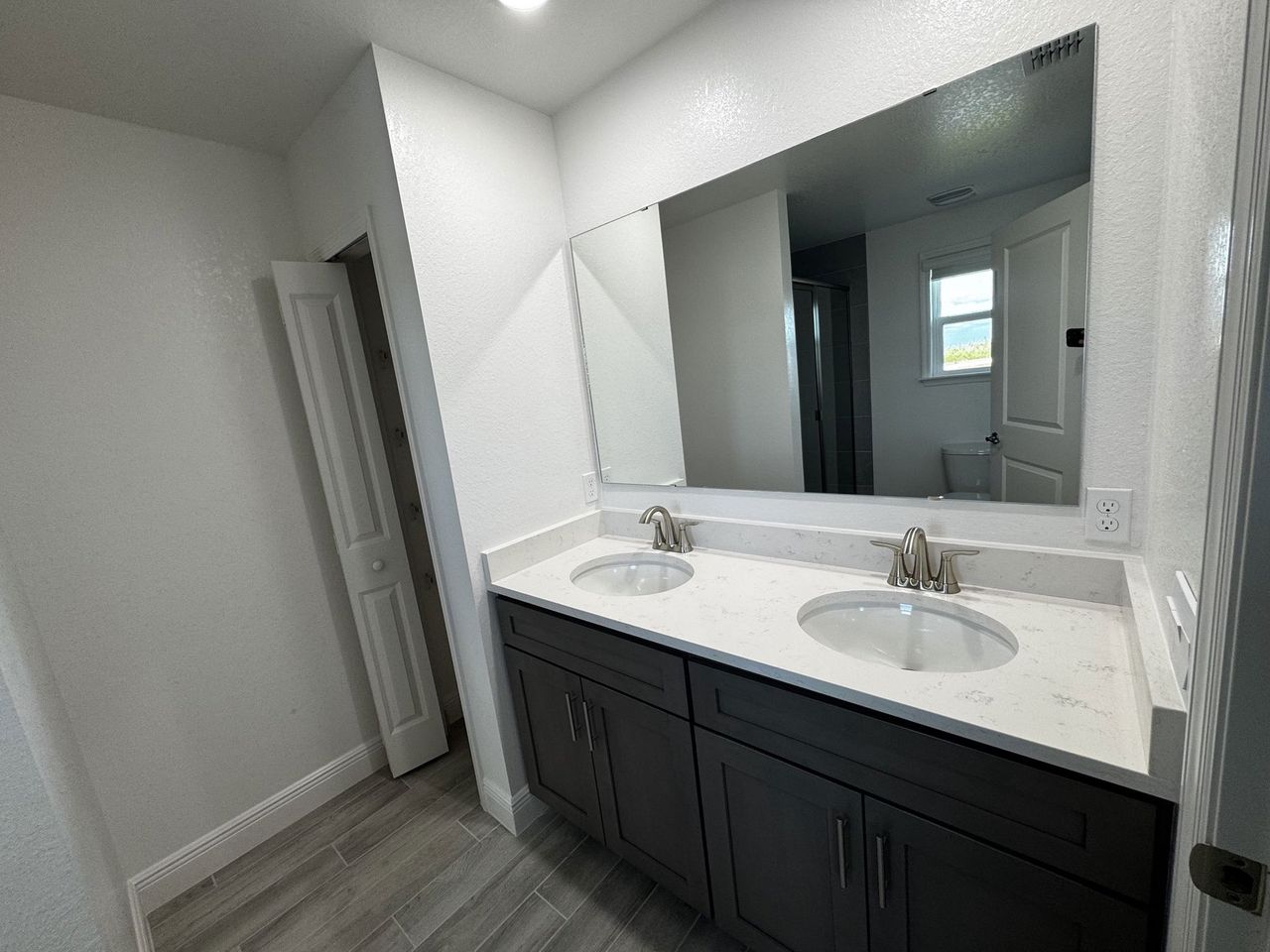 Furnished interior view inside a new home in Orchid Cove, Bokeelia (Image 2).