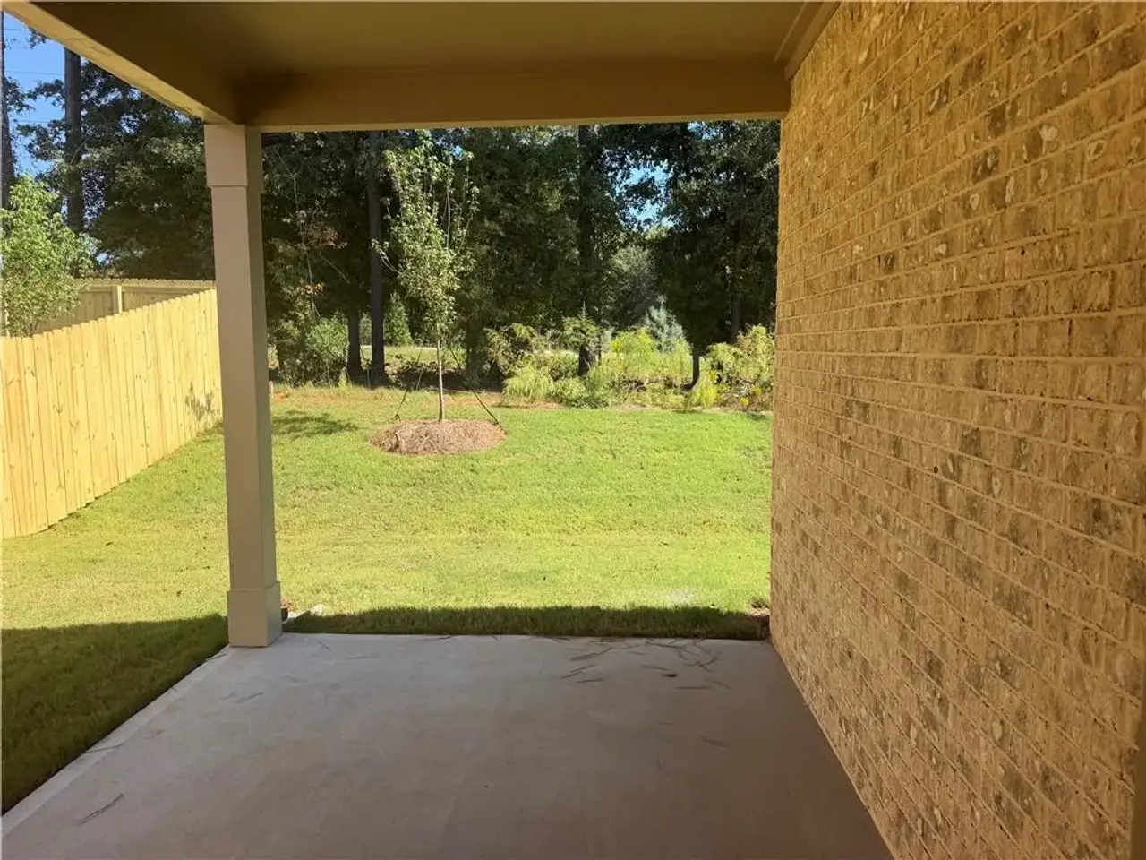 Exterior details and patio area of a home in Kendall Grove, McDonough (Image 2).