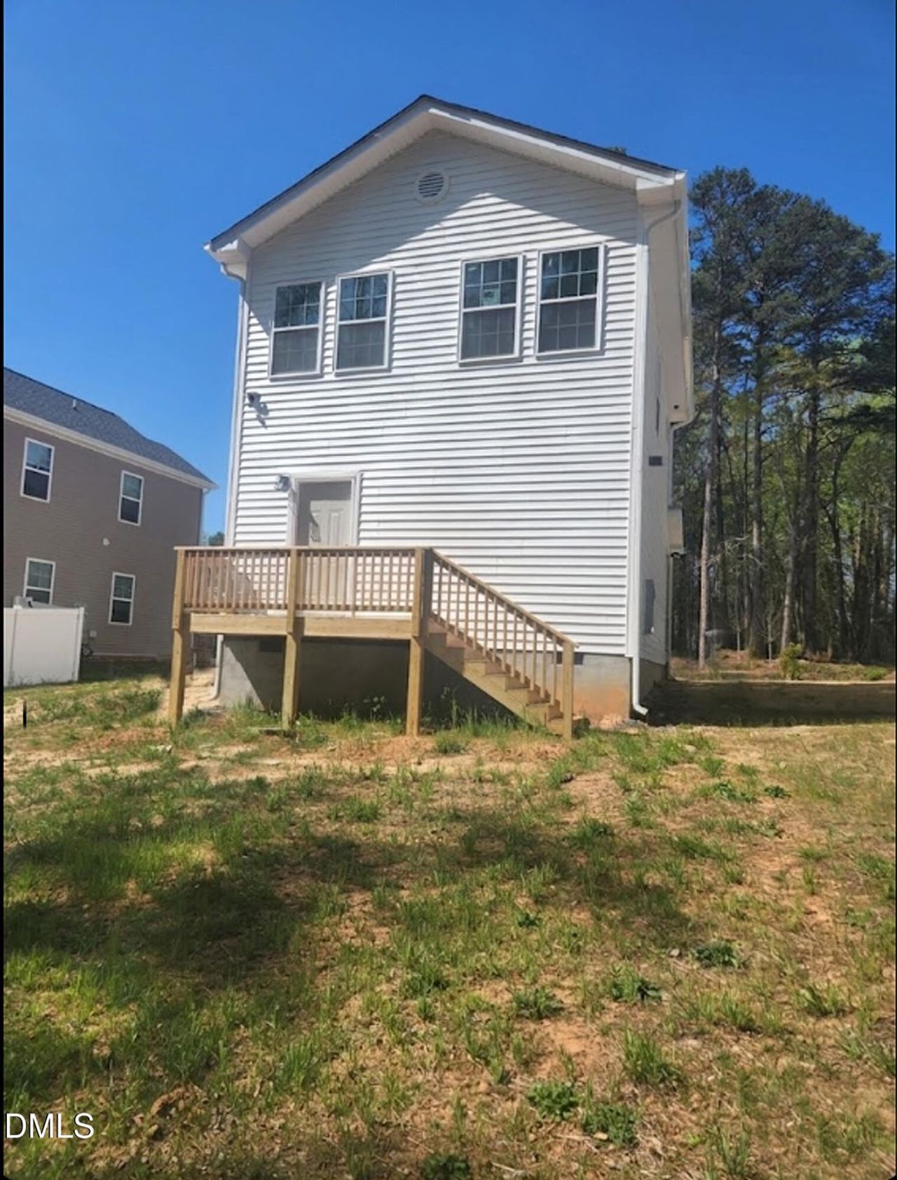1009 Ridge Rock Back3