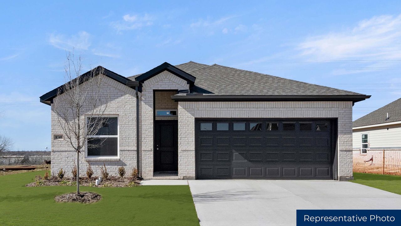 Representative exterior photo of a completed home built from the Kennedy Select F by First Texas Homes in Llano Springs, Fort Worth, TX (Image 2).