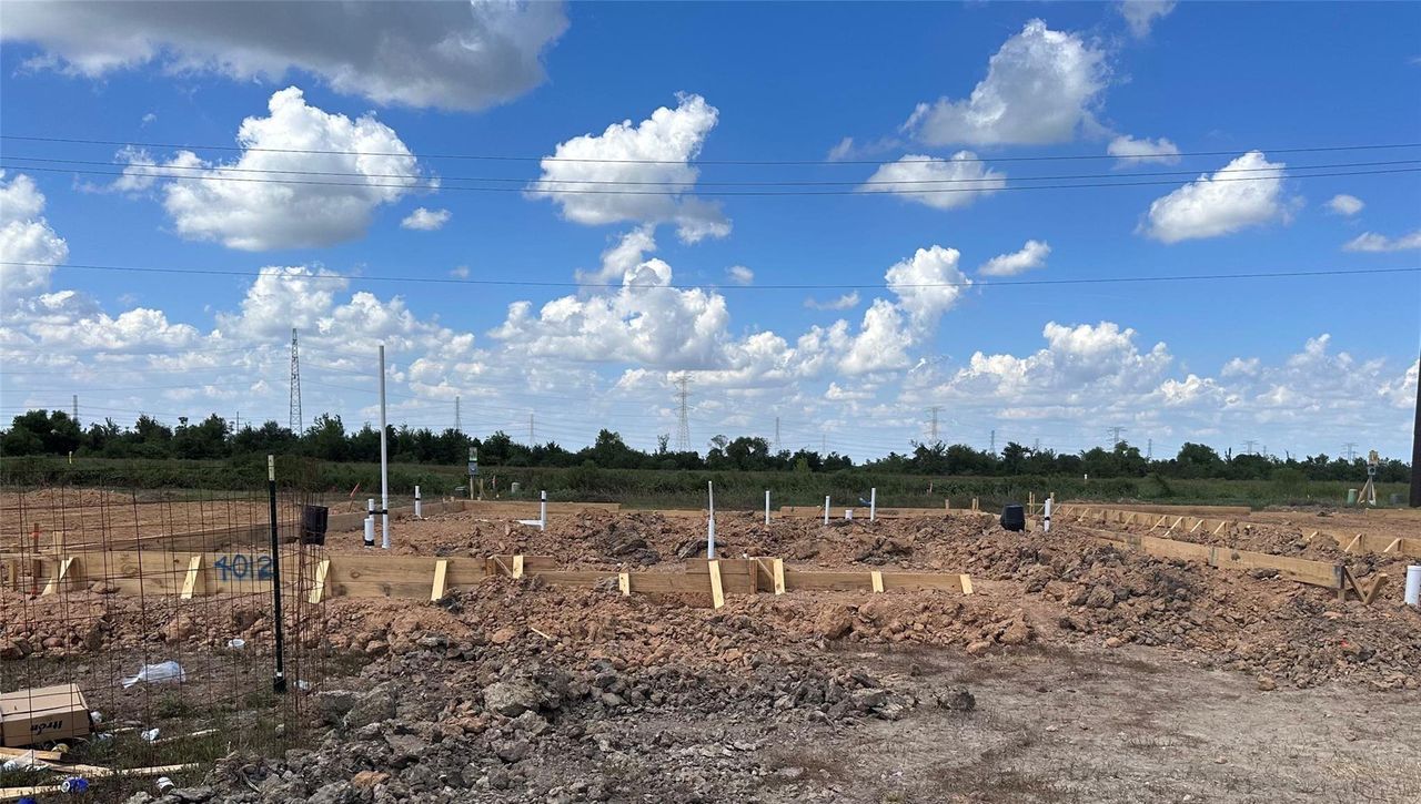 Site preparation for new homesites in Creekhaven, Rosharon (Image 2). Site preparation for new homesites in Creekhaven, Rosharon (Image 2).