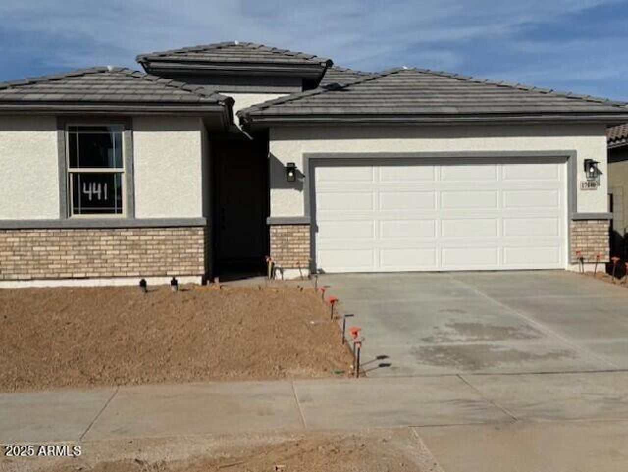 SR35 - Lot 441 Exterior