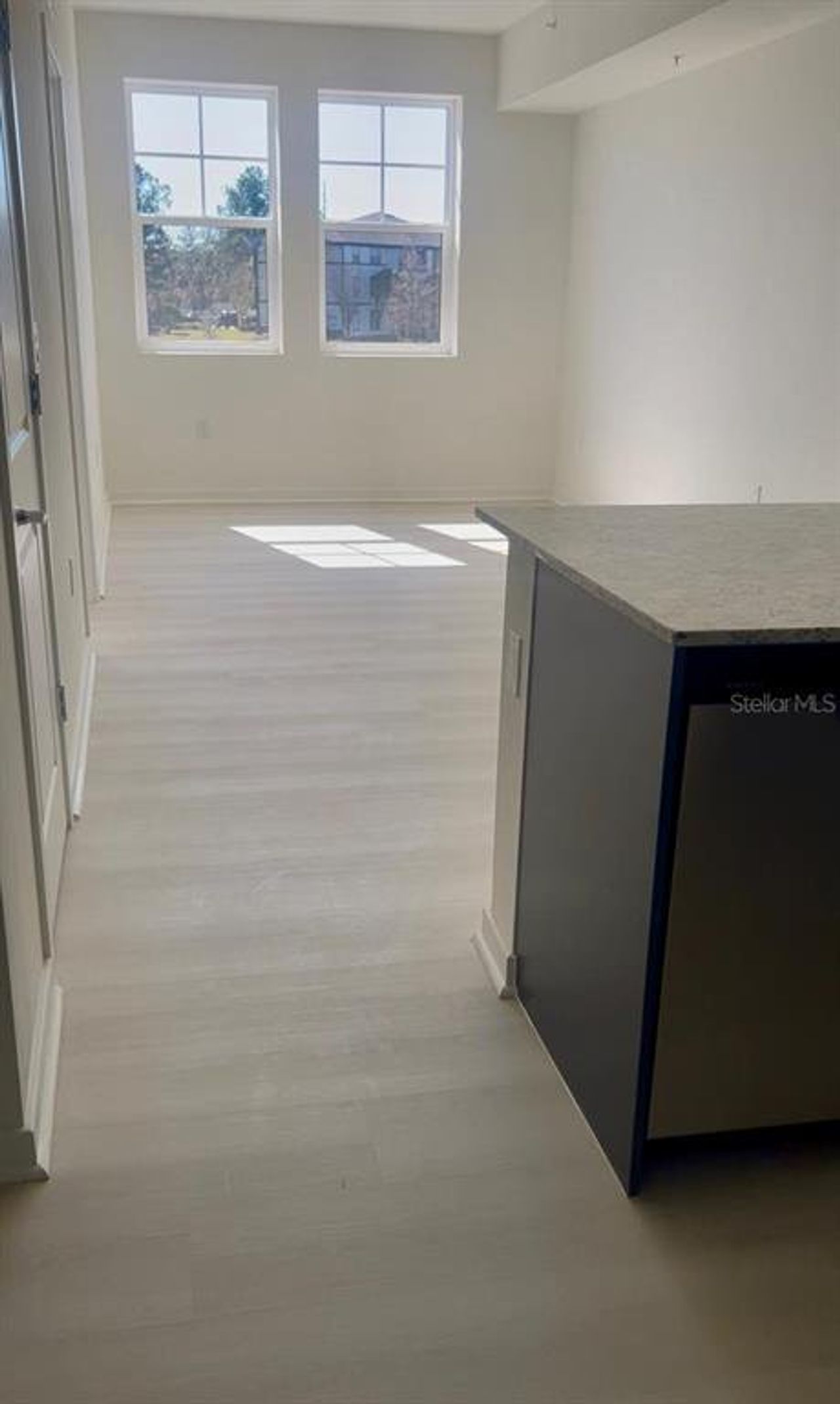 Spacious, unfurnished interior of a new home in , Orlando (Image 2).