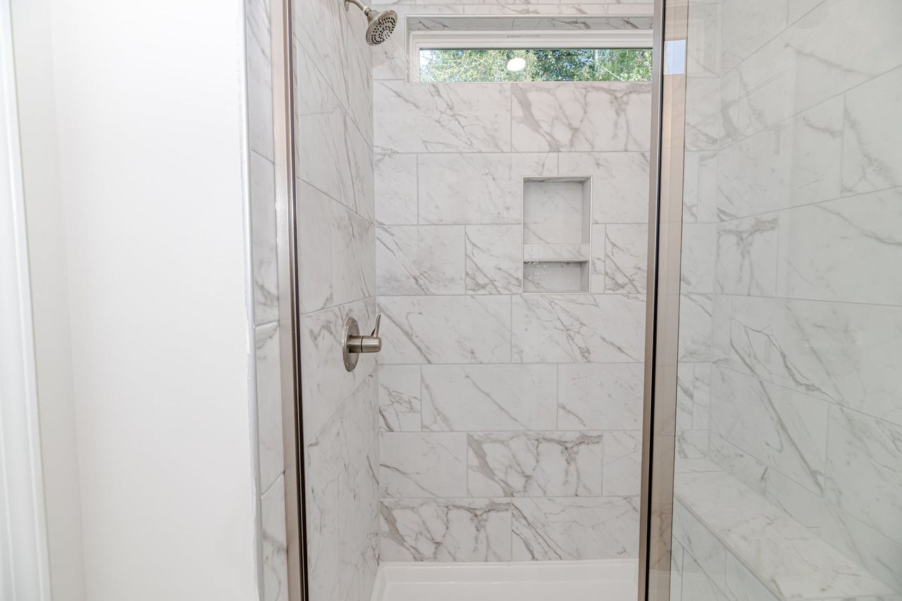 Representative interior finishes for a home built from the Mallard by McKee Homes in Bedford, Raeford (Image 2).