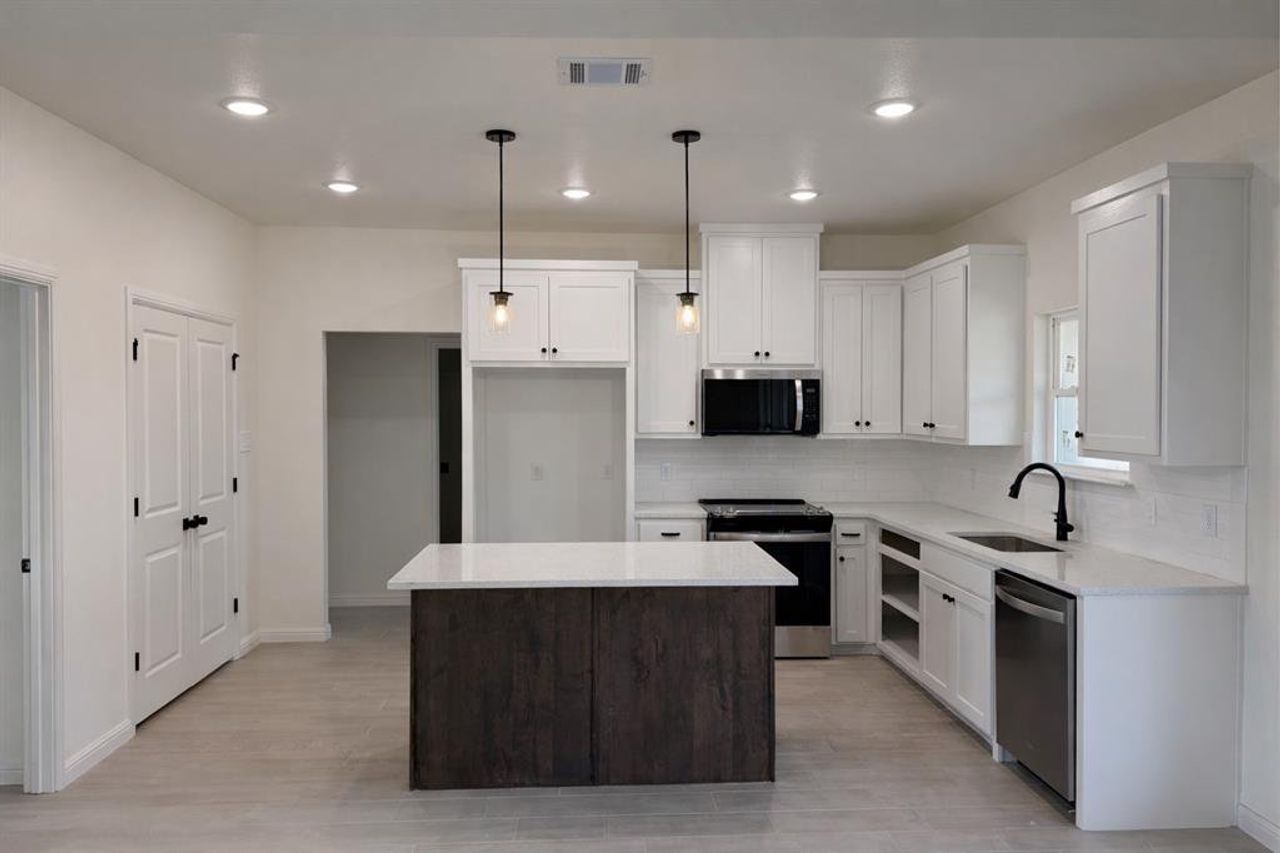 Furnished interior view inside a new home in , Lipan (Image 2).
